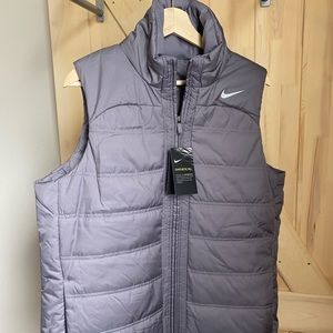 Nike women’s golf vest